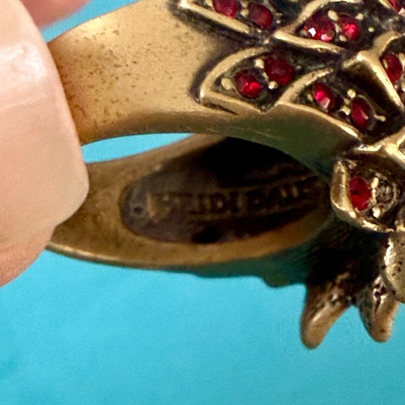 Heidi Daus Ring ~ Poinsettia Flower 🌺 Ring with Red and Yellow Crystals - Picture 4 of 5